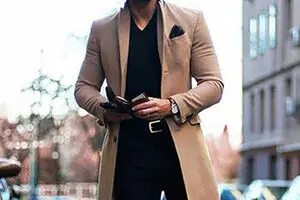 کرم رنگ هم خانواده با شیری و قهوه ای