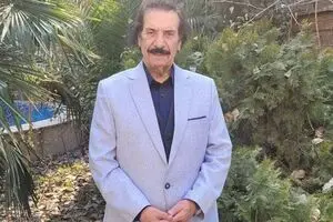 جواد یساری: جرم من چیست؟/ ویدئوی آواز خواندن جواد یساری پس از سال‌ها