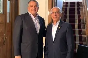 علیرضا تابش و اندوه خوانی برای عیسی امیدوار/ جهانگرد صلح و خاطره سعدآباد/عکس ها