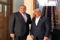 علیرضا تابش و اندوه خوانی برای عیسی امیدوار/ جهانگرد صلح و خاطره سعدآباد/عکس ها