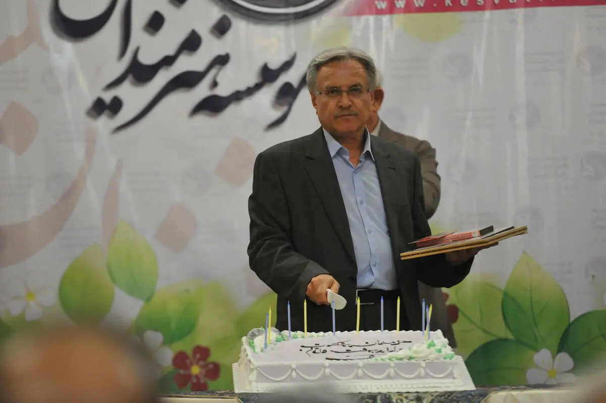 تجلیل از هنرمندان پیشکسوت متولد اردیبهشت ماه