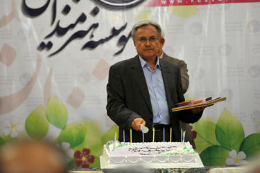 تجلیل از هنرمندان پیشکسوت متولد اردیبهشت ماه