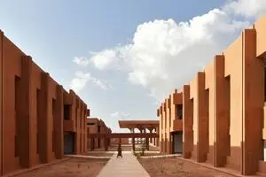 ببینید: بیمارستان متفاوتی که چینی‌ها در آفریقا ساختند