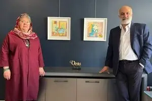 Hamidreza Shafiei and the Play of Form and Color in the Works of Farahnaz Hamedanizadeh