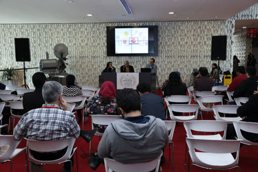 سومین روز سی و هفتمین جشنواره جهانی فیلم فجر در پردیس چارسو