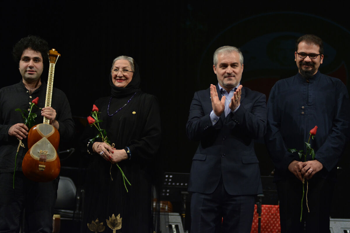 کنسرت هخوانی و همنوازی گروه 
