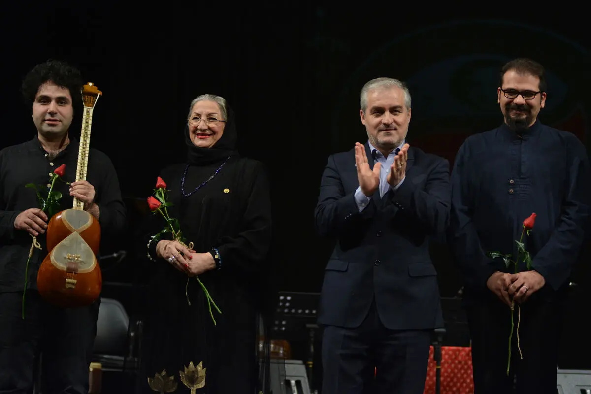 کنسرت هخوانی و همنوازی گروه 