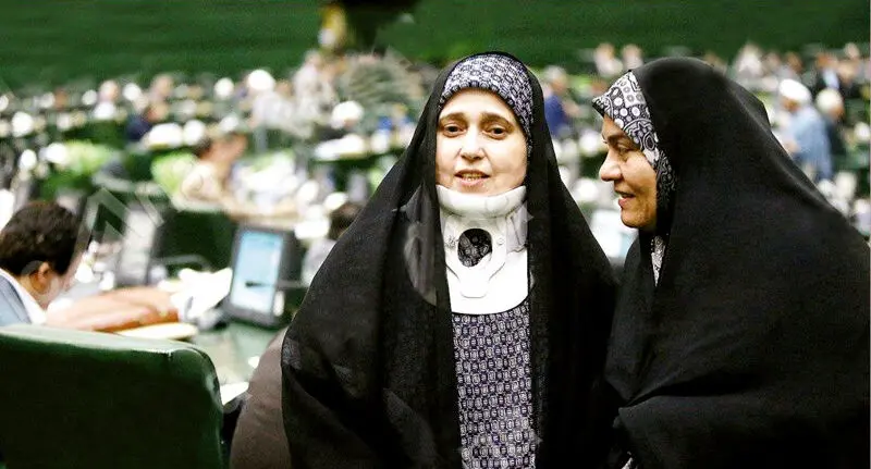 نطق جنجالی درباره حجاب و جملات سانسوری خانم نماینده