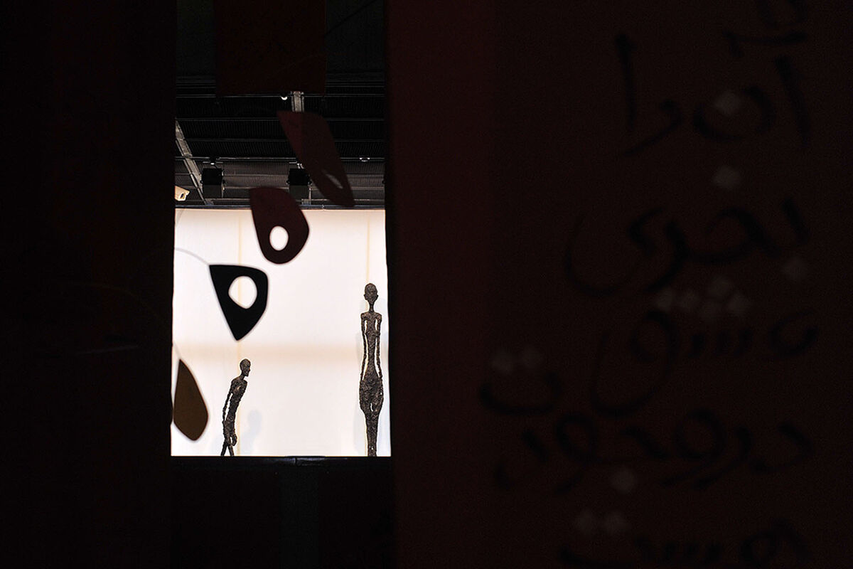 مراسم جانمایی مجسمه‌های آلبرتو جاکومتی در موزه هنرهای معاصر