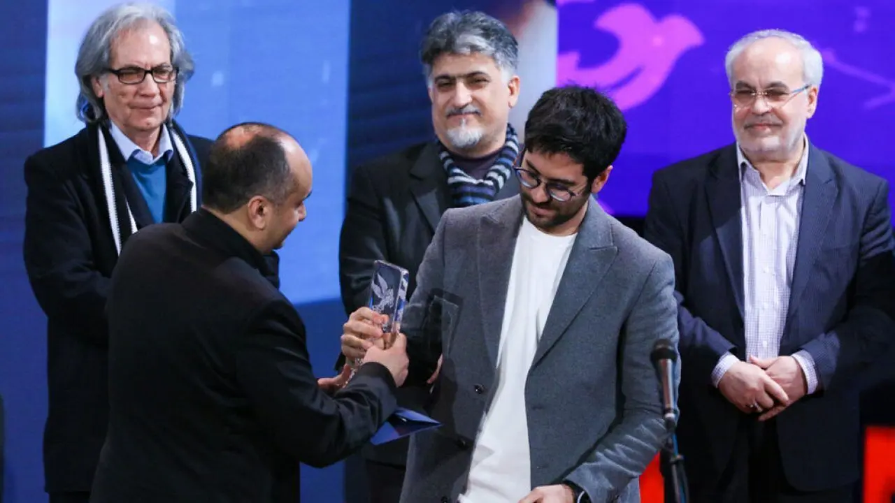 پوست بامداد افشار شنیدنی شد