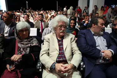 افتتاح نمایشگاه پرویز تناولی و شیرهای ایرانی