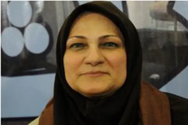 انتقال هنر سوزن‌دوزی باید از مهم‌ترین رسالت فعالان مدولباس باشد