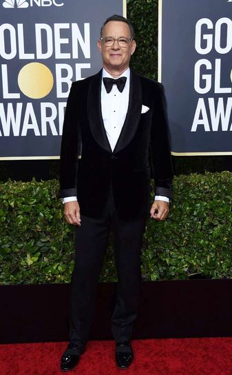 rs_634x1024-200105172055-634-Tom-Hanks-2020-Golden-Globe-Awards-Red-Carpet-Fashion-JR