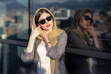 سومین روز سی و هفتمین جشنواره جهانی فیلم فجر در پردیس چارسو