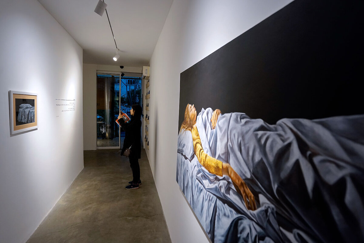 Sayeh Gallery Exhibiting Ali Ganjavi Paintings