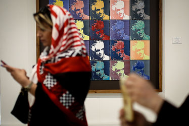 نمایشگاه آثار پرویز تناولی و شاگردانش در گالری باغ کتاب