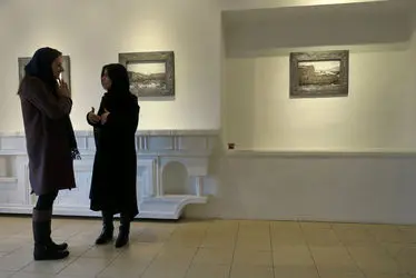 نمایشگاه عکس سکوت در عمارت روبرو