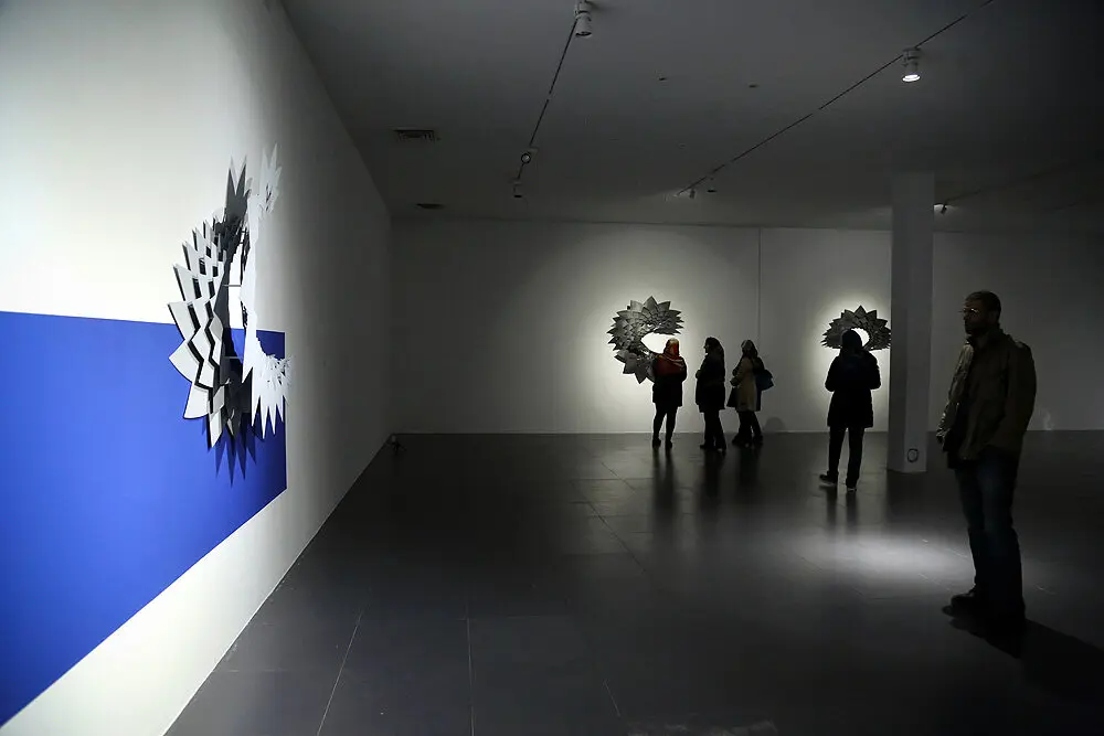 Banafsheh Hemmati’s Sculptures on Display in Iranshahr Gallery