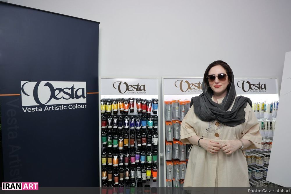 Bita Vakili: I Have Been Using Vesta Color Products for Years - Video
