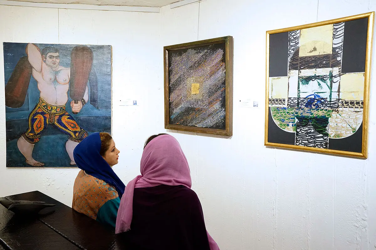 نمایشگاه گروهی از مجموعه شخصی سه مجموعه دار در گالری سیحون2