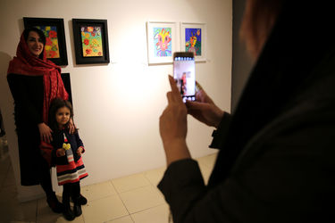 نمایشگاه گروهی کودکان با نام "افسون کودکانه رنگ" در گالری ژاله