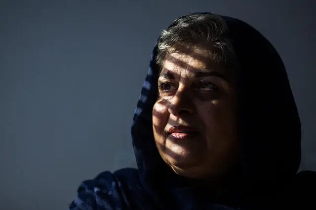 آقای روحانی، وزارت ارشاد را معامله نکنید!