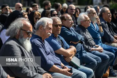 تشییع پیکر پری صابری