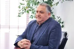 علیرضا تابش و توسعه گردشگری سلامت در هگتا؛ از هتل هما و قطار رجا تا مشهد، اردبیل، انزلی