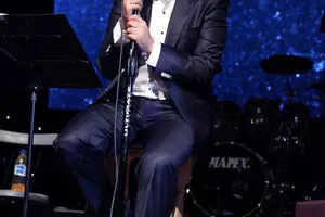 Pop Voices to Compete