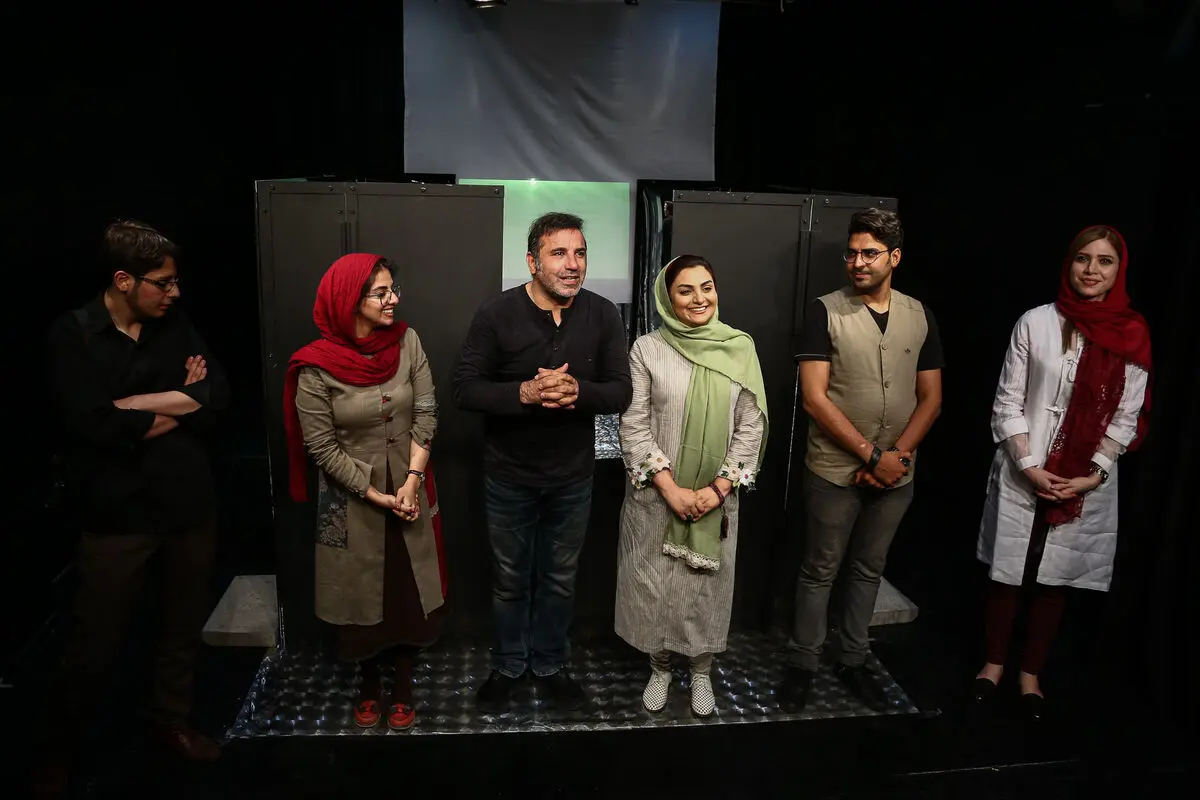 نمایش 