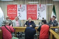 علی اکبر صادقی هنوز به عشق نقاشی از خواب بیدار می‌شود/ وسایل شخصی و آثار هنری صادقی را در موزه ببینید