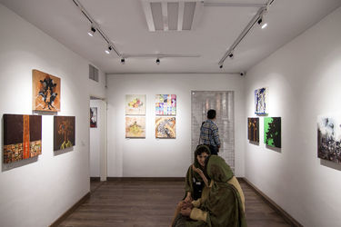 نمایشگاه گروهی "روی دیگر پنجره" در گالری دارگون