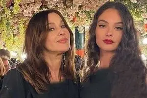 مدلینگ دختر مونیکا بلوچی وایرال شد/ شباهت جالب دوا کسل به مادرش +عکس
