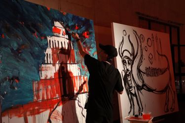 رنگ وستا در هفته دیزاین تهران در دانشکده هنرهای زیبا