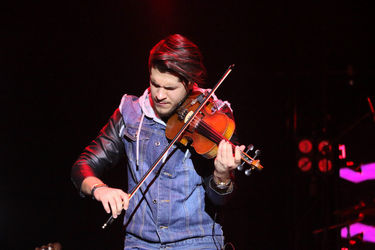 کنسرت بهنام بانی در سی و سومین جشنواره موسیقی فجر