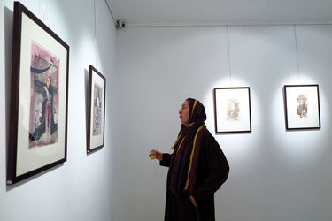 نمایشگاه چاپ دستی های ندا تولایی در گالری آتبین