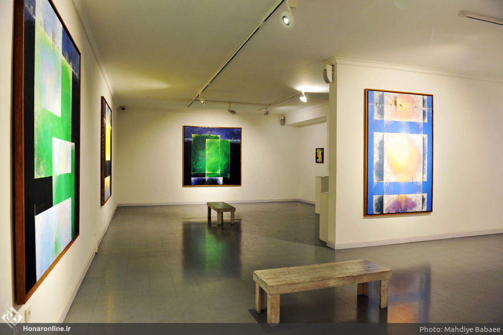 Iranian galleries prefer to continue lockdown in pandemic 