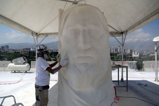 هشتمین سمپوزیوم بین المللی مجسمه سازی تهران