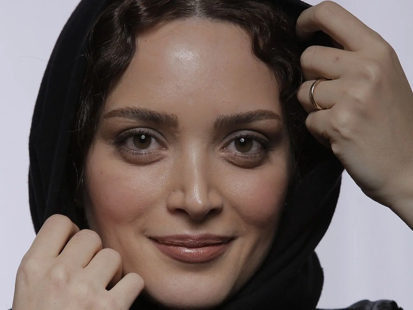خوش‌پوشی؛ اسم رمز بهنوش طباطبایی/ صورت ملیحی که با لباس صورتی زیبا می‌شود+عکس