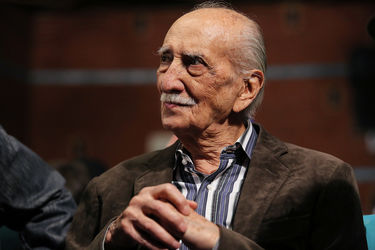 نمایشگاه عکس‌های مجید جوانی با عنوان «چهره‌های نمایش ایران»