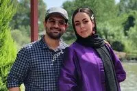 آواز خواندن سینا شعبانخانی برای همسرش در خودرو/ فیلم