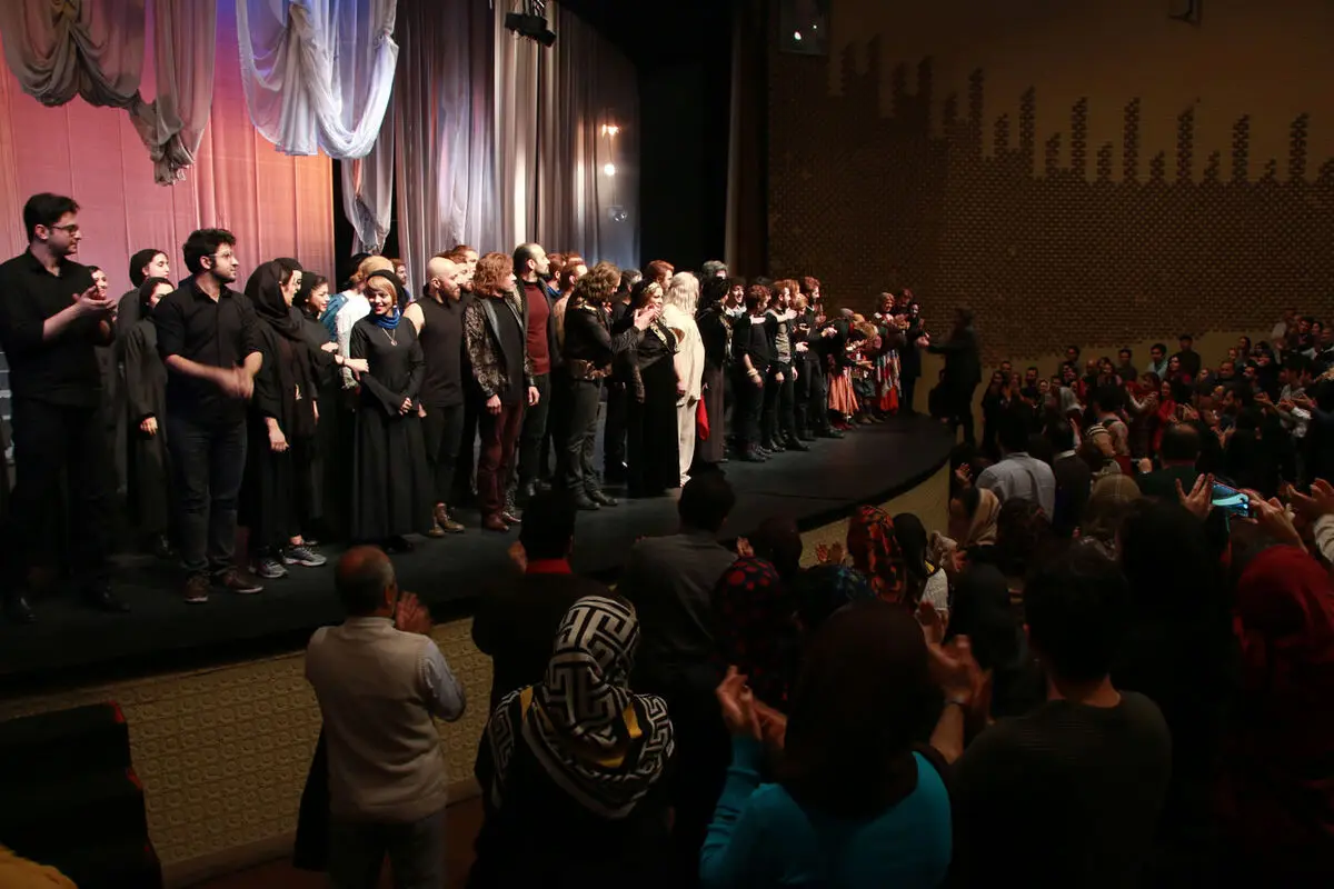 نمایش 