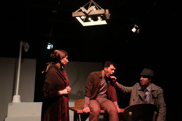 اجرای نمایش "آندورای تئاتر اشتباهات" در تئاتر باران