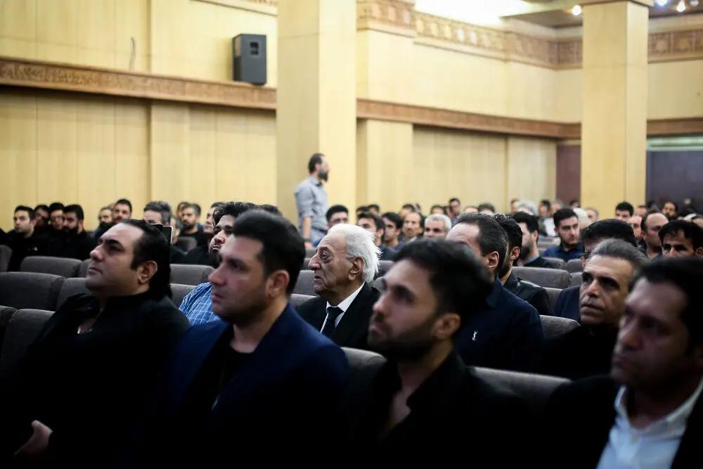 مراسم ختم زنده‌یاد بهنام صفوی در مسجد جامع شهرک غرب