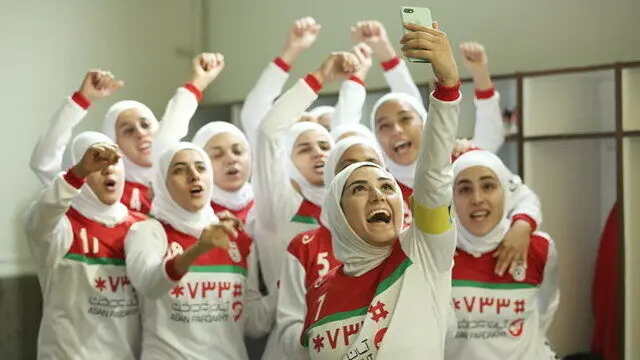 باران کوثری با عرق سرد در استرالیا