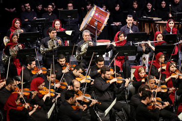 اجرای ارکستر سمفونیک تهران به رهبری شهرداد روحانی در تالار وحدت