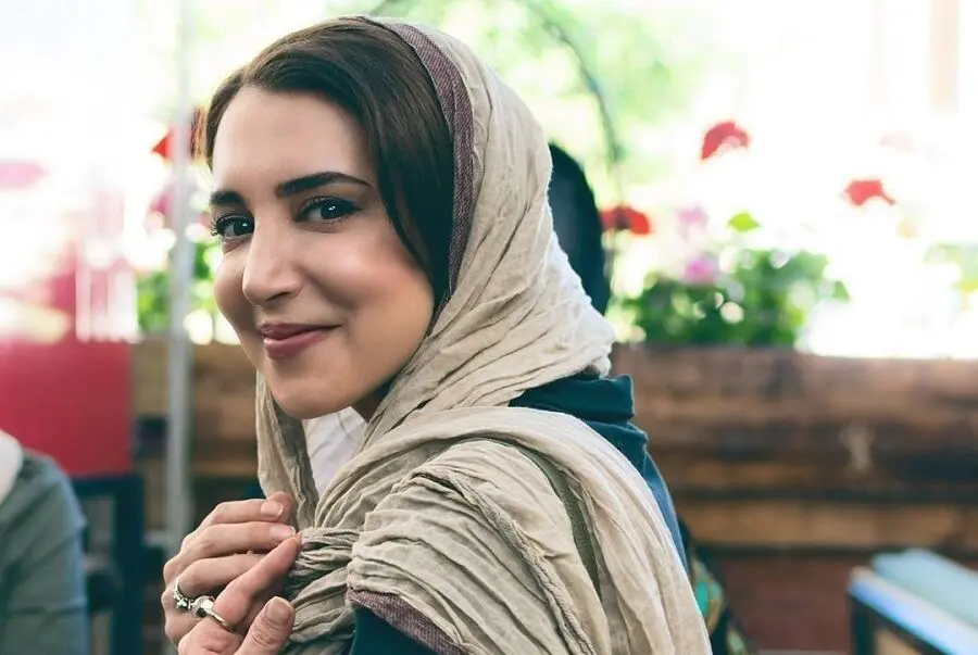 توضیح نظام پزشکی درباره فلج شدن فک سحر جعفری جوزانی