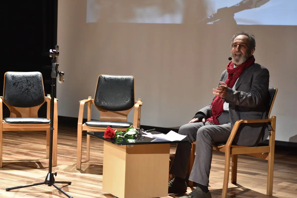 بزرگداشت احمد دامود در خانه تئاتر