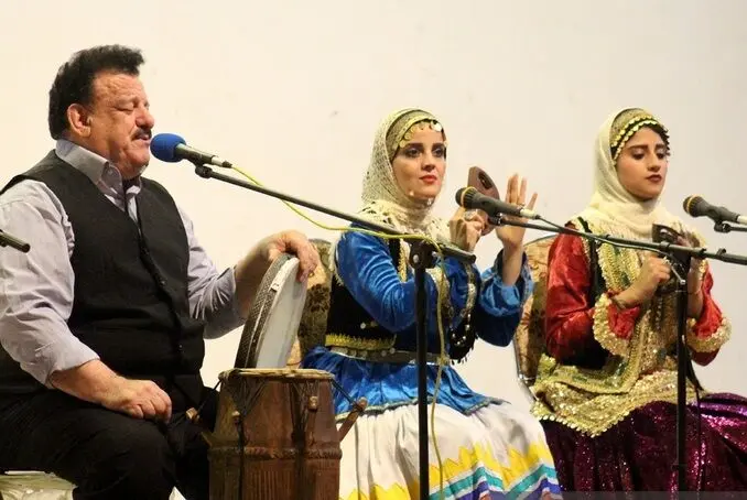 گیل و آمارد و موسیقی شاد گیلکی در تالار وحدت
