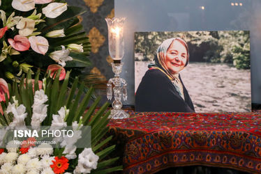  مراسم یادبود امیربانو کریمی با حضور هنرمندان/ بهت و اندوه لیلا حاتمی و علی مصفا